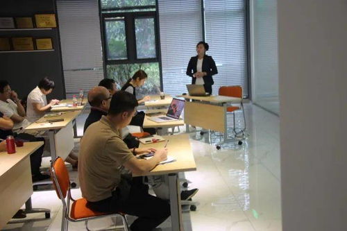 共融共進，攜手未來 廣西金茂鈦業(yè)與顏鈦集團成功舉辦產(chǎn)品技術(shù)交流培訓會